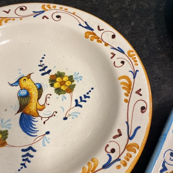 Hand painted Colorful Bird Design Dinnerware Set from Italy - Picture 5 of 7